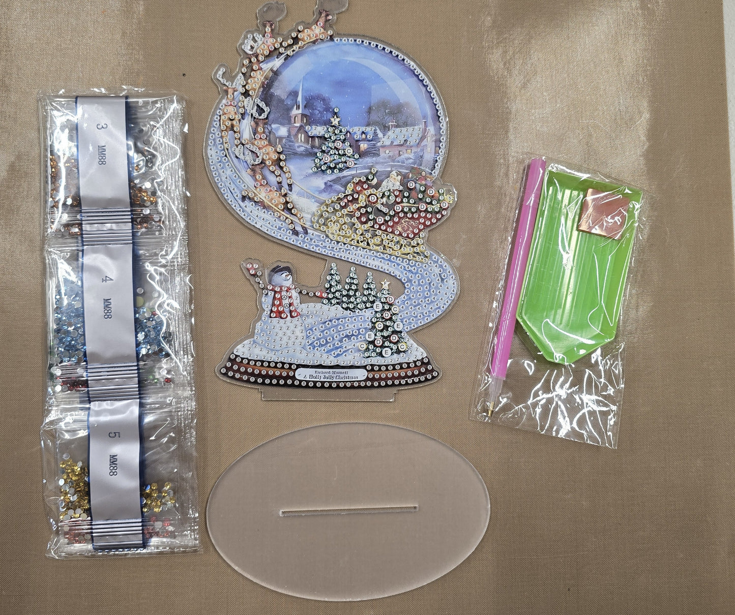 Christmas Snow Globe Diamond Dot Tabletop Decoration Kit